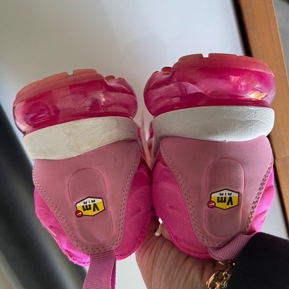 Nike Air Vapormax Plus - 8 Womans - Picture 11 of 16